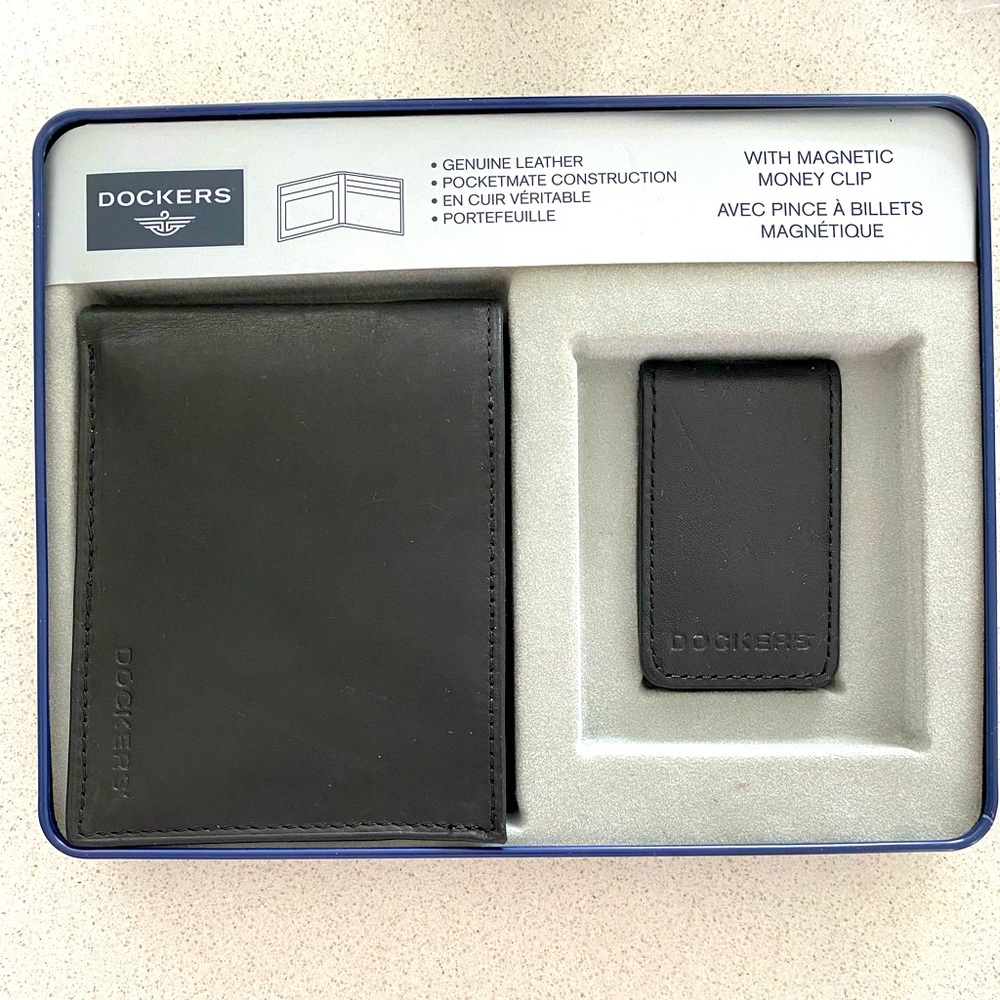 NEW IN BOX Dockers wallet and money clip